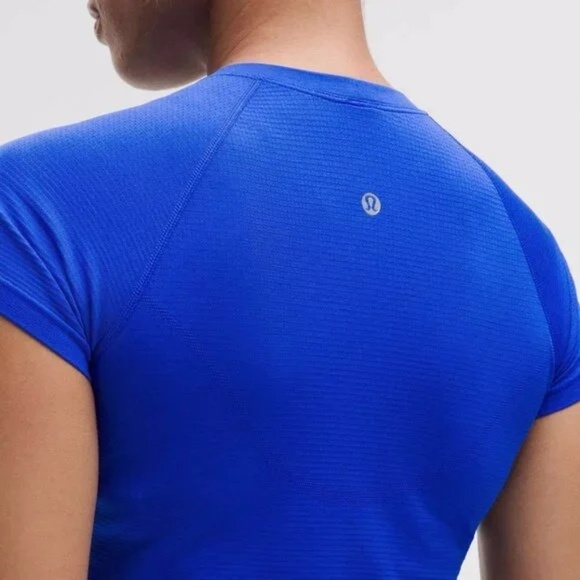 Lululemon Women's Blue Swiftly Tech Cropped Short Sleeve Shirt 2.0 Size 4 - Picture 11 of 12